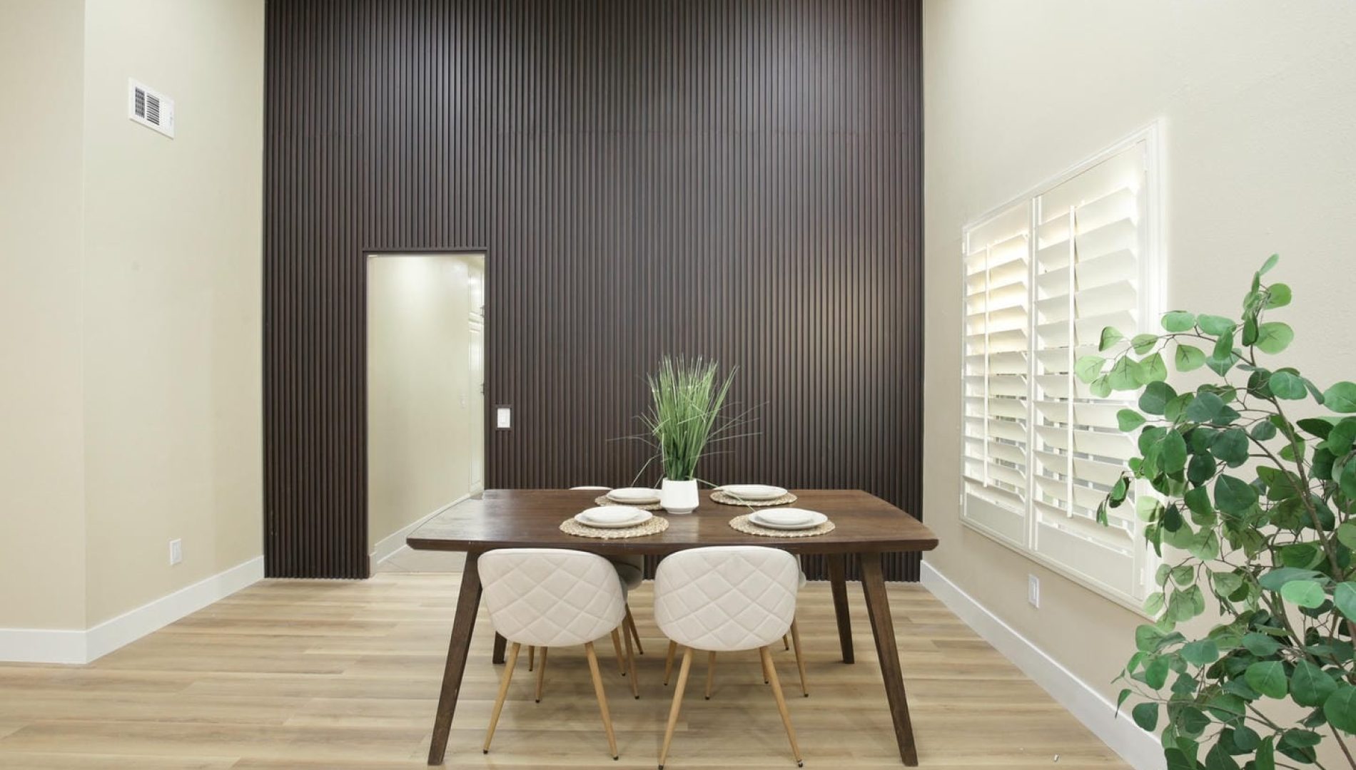 DiningAREA1